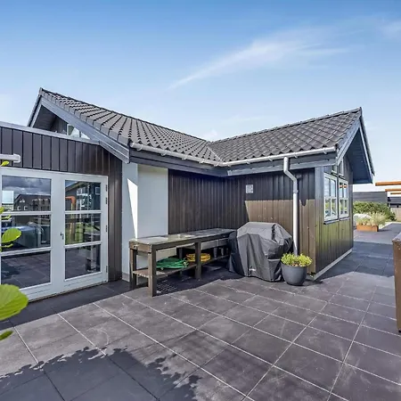 4 Star In Løkken